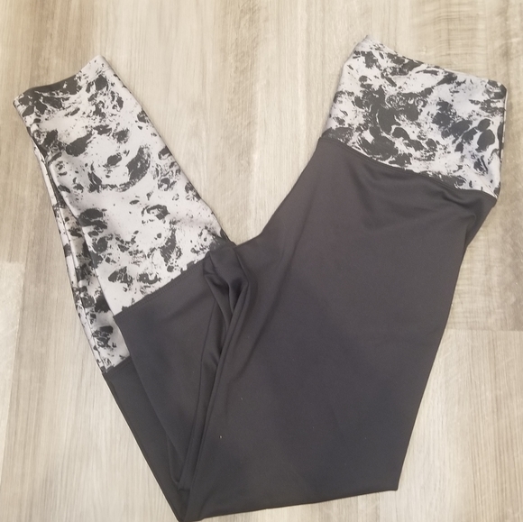 Workout pants - Picture 2 of 3